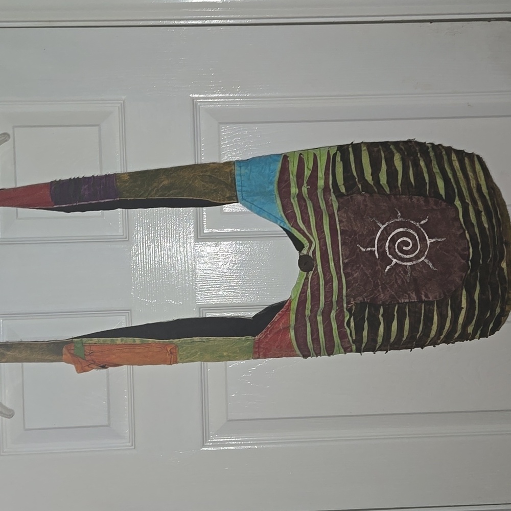 Multicolor Patchwork Shoulder Bag with Spiral Des… - image 5